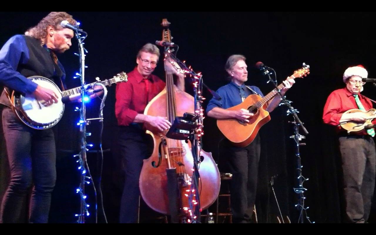 Momentous Records artists String Ties holiday show